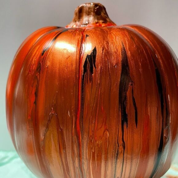 HAND PAINTED SPOOKY HALLOWEEN PUMPKIN - Picture 4 of 4